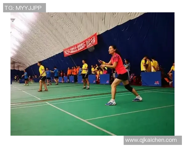 广州羽毛球队以76分稳居大师赛积分榜首位展现强劲实力