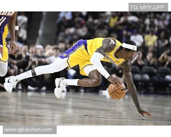 勇士与湖人季前赛精彩回放全场亮点分析与精彩瞬间回顾