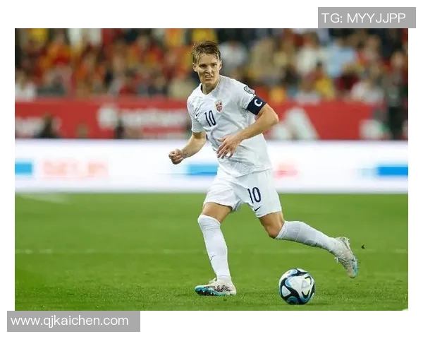 厄德高的崛起与挑战：从天才少年到足坛巨星的成长之路