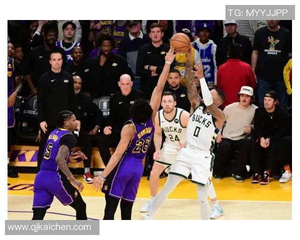 腾讯直播湖人对阵骑士精彩赛事回顾与球员表现分析