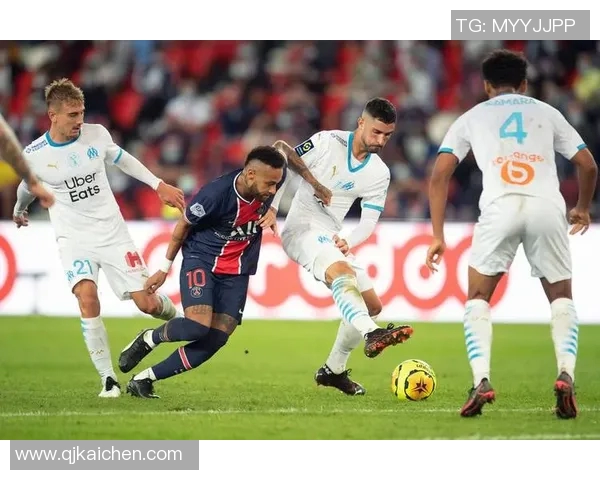 罗纳尔多与孔波斯特拉的巅峰对决解析与精彩瞬间回顾