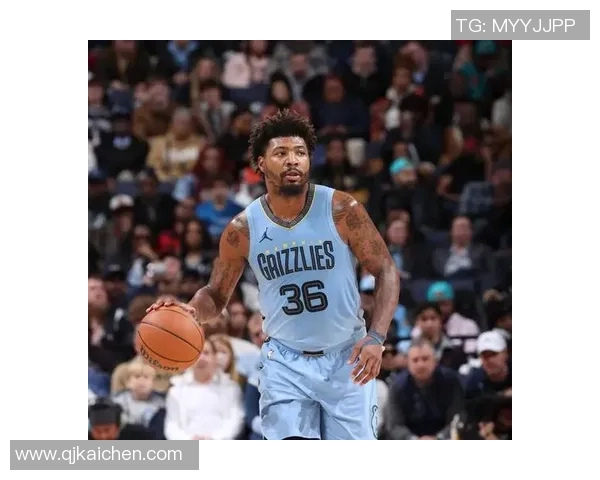 马库斯斯马特的篮球之路与防守大师的荣耀时刻 马库斯斯马特的篮球之路与防守大师的荣耀时刻