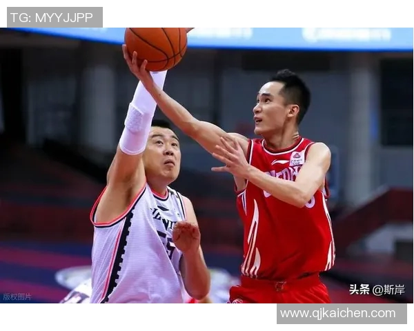 韩德君的篮球传奇之路：从青涩少年到CBA巨星的成长历程与辉煌成就